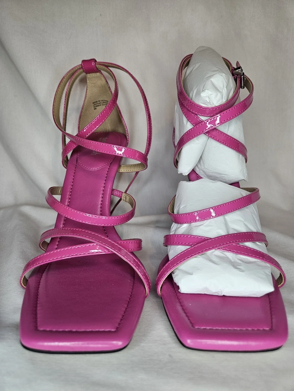 Michael Michael Kors Imani Fuxia Hot Pink Fuschia Strappy Square Toe Heel NIB - Picture 3 of 8